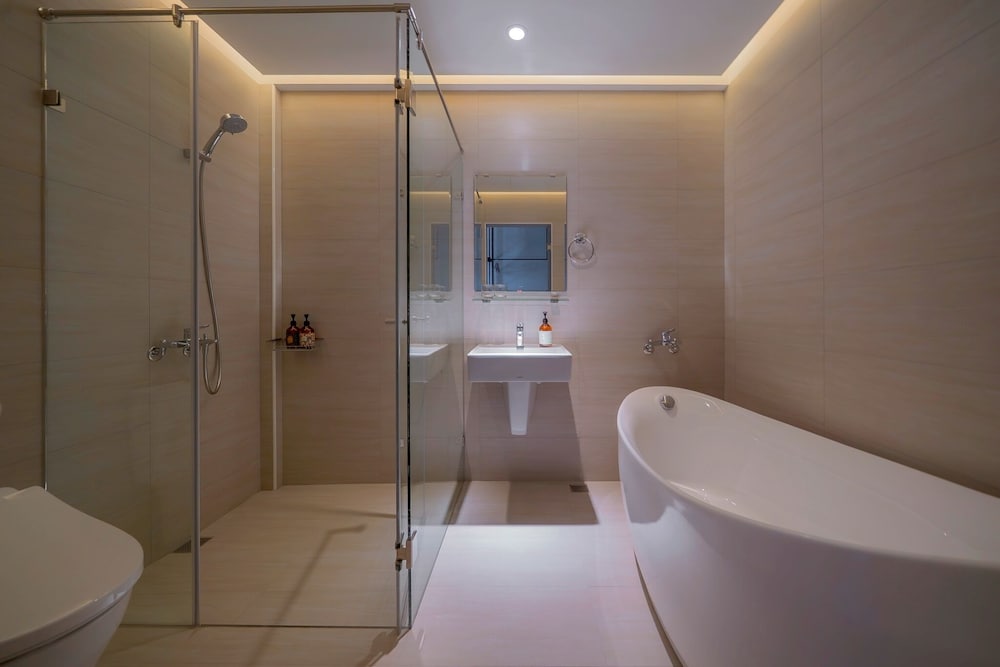 Panoramic Quadruple Room, 2 Queen Beds, Ocean View photo 2
