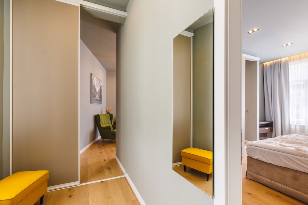 Premium Apartment, 1 Bedroom, Kitchenette, River View (55 sqm) photo 3