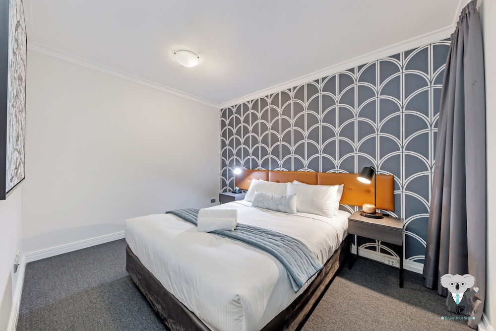 Suite, 1 Bedroom (NHA653-101) photo 2