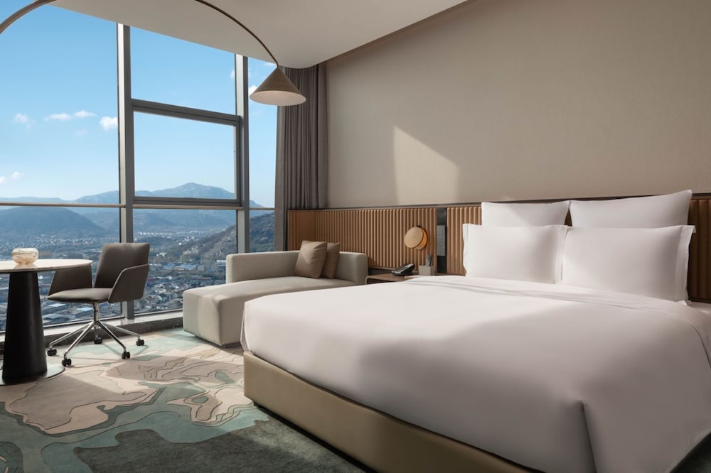 Executive Room, 1 King Bed