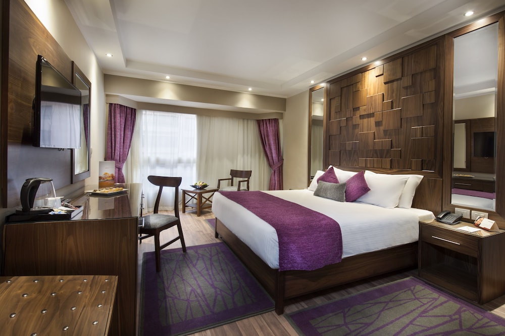 Premium Suite, 1 Bedroom thumbnail 5