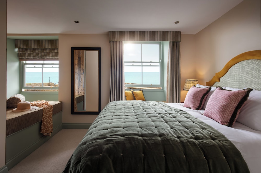 Premium Double Room photo 3