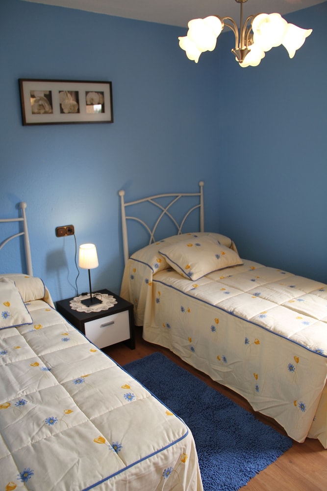 Superior Apartment, 2 Bedrooms, Mountain View photo 3