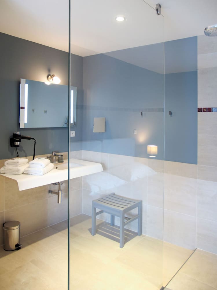 Standard Double or Twin Room, Garden View photo 2