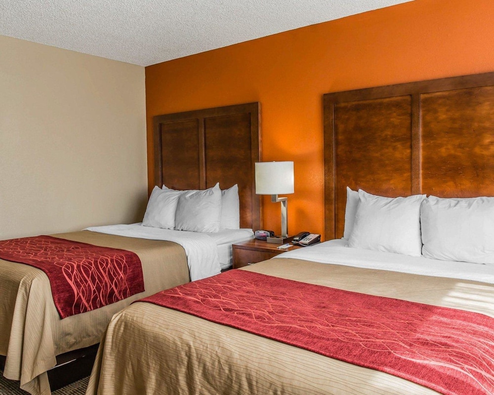 Suite, Multiple Beds, Non Smoking photo 2