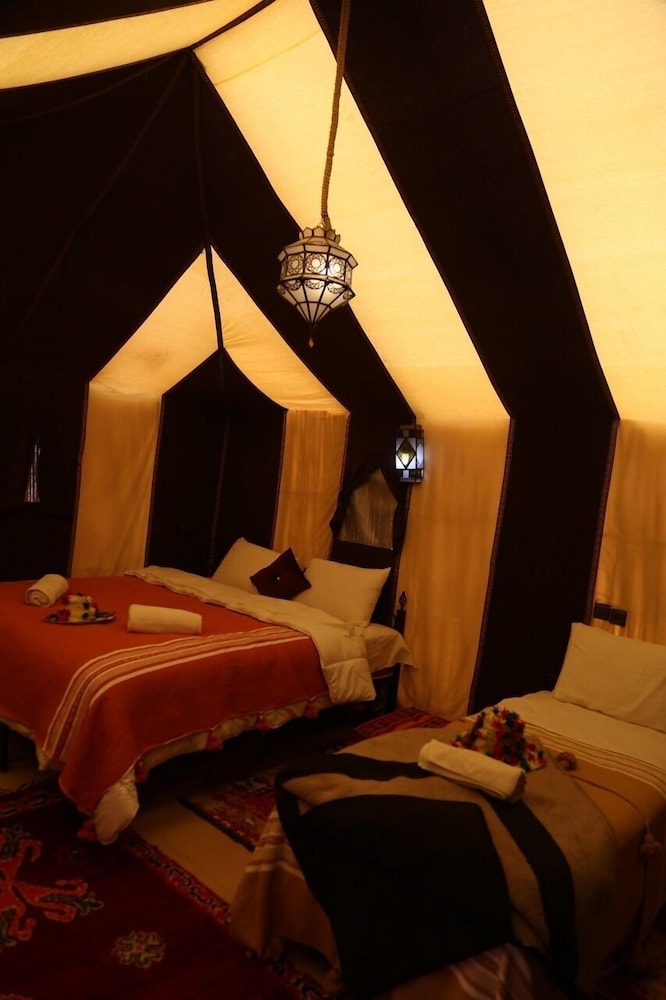 Tent, Multiple Beds photo 3