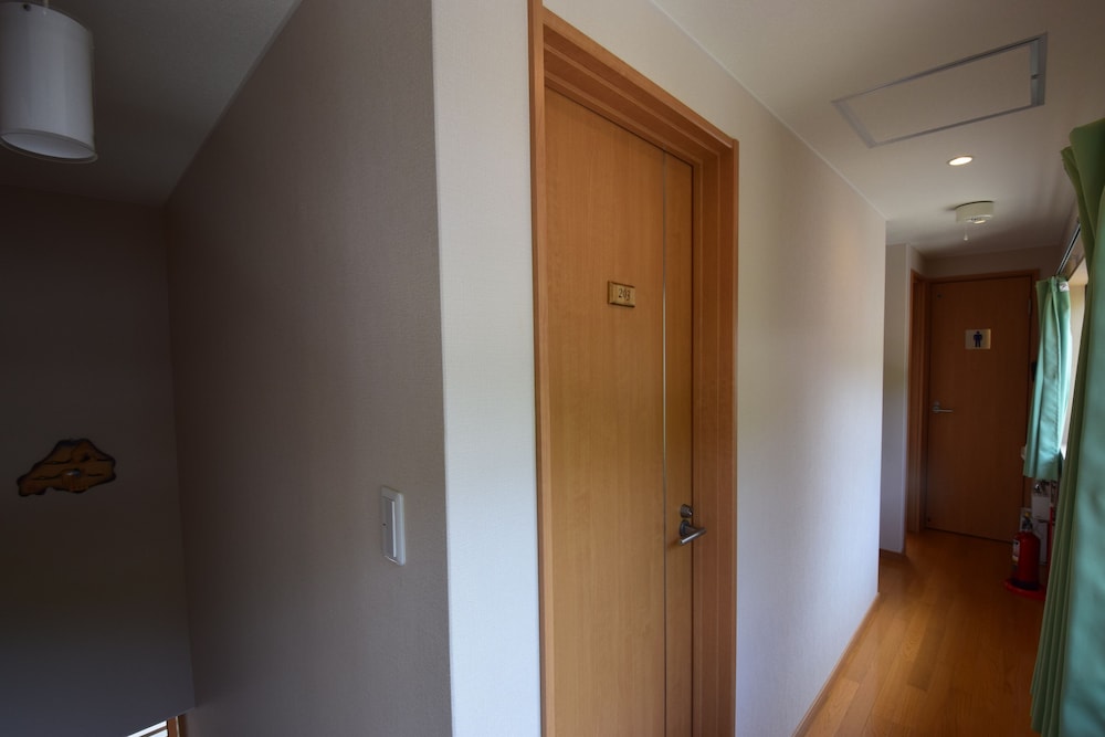 Standard Japanese Style Room photo 2