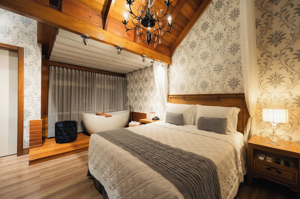 Romantic Suite, 1 Queen Bed