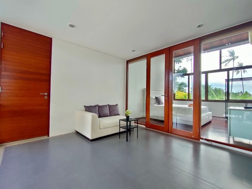 Exclusive Villa, 4 Bedrooms photo 2