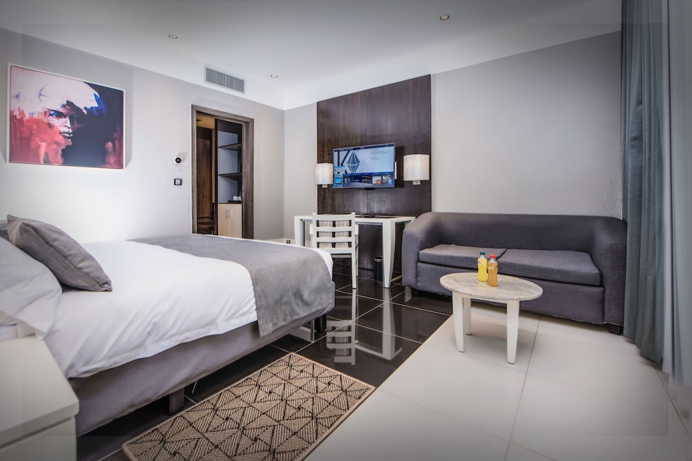 Deluxe Double Room - Photo 1