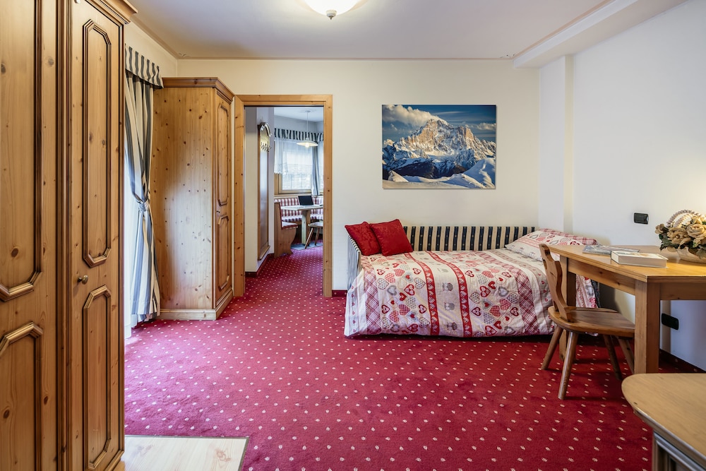 Family Suite, 2 Bedrooms photo 2