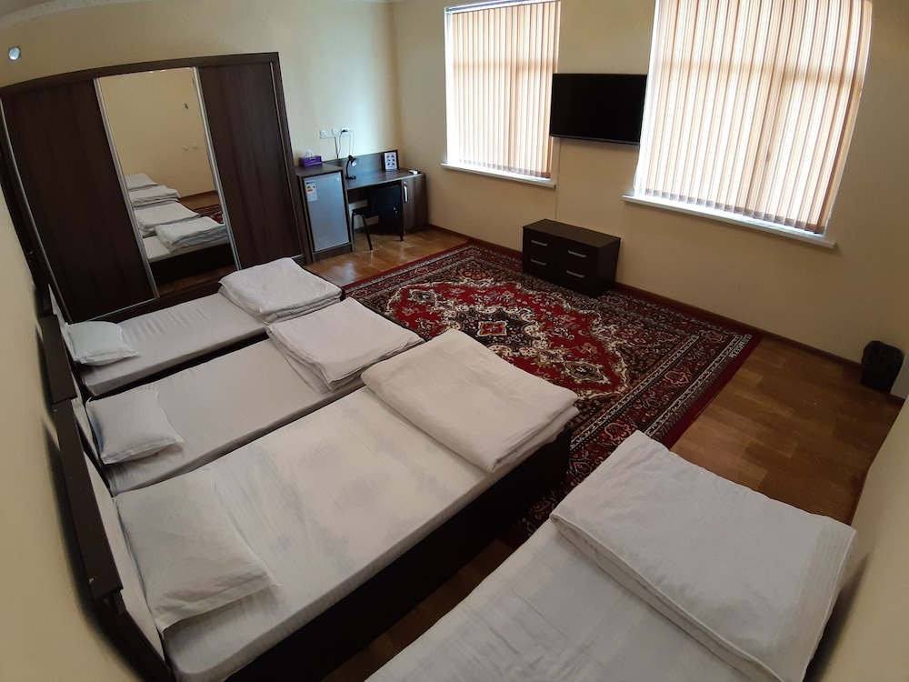 Quadruple Room, 4 Bedrooms, Private Bathroom (4 Guests) photo 1
