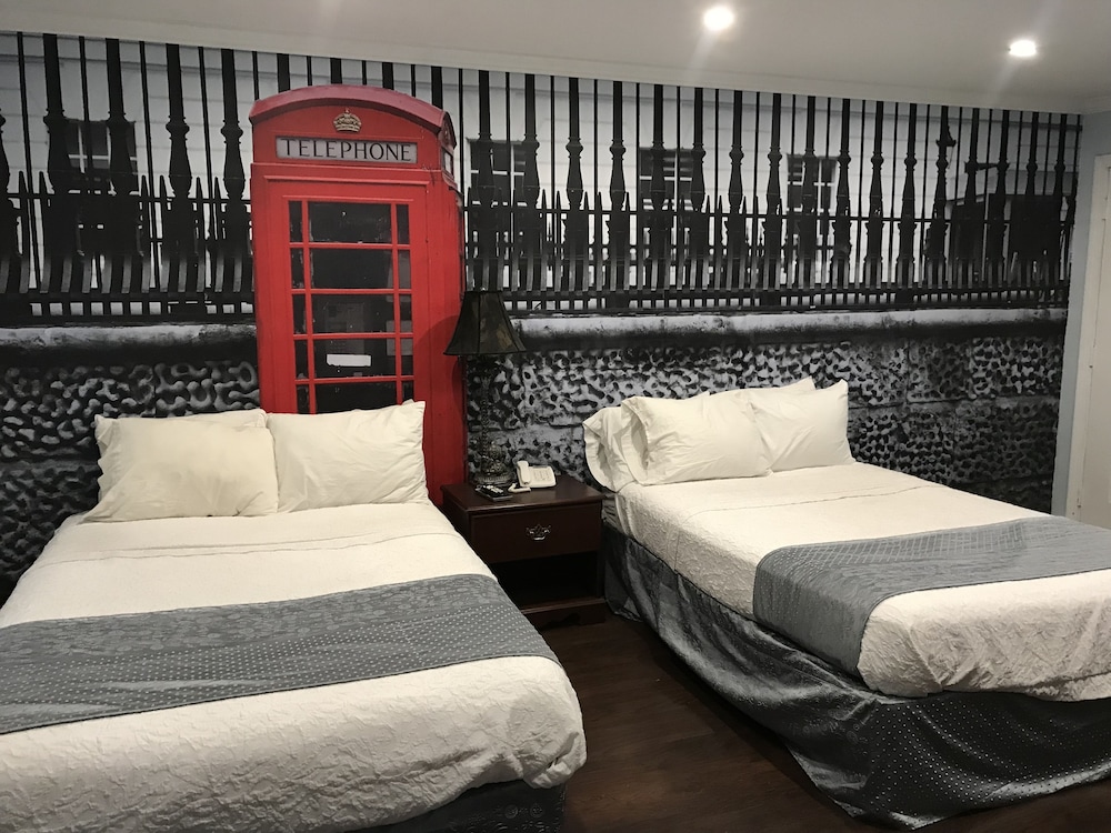 Room, 2 Double Beds, Non Smoking photo 3