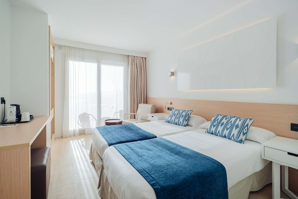 Standard Twin Room, Balcony