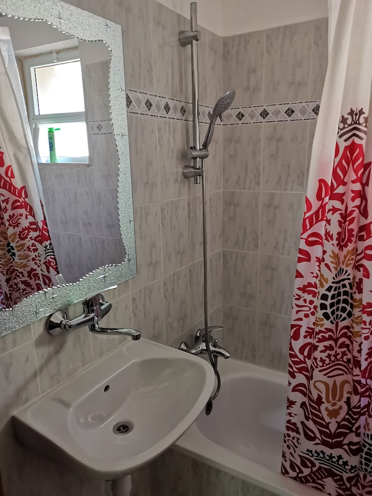 Family Apartment, 2 Bedrooms, Non Smoking, Mountainside photo 1