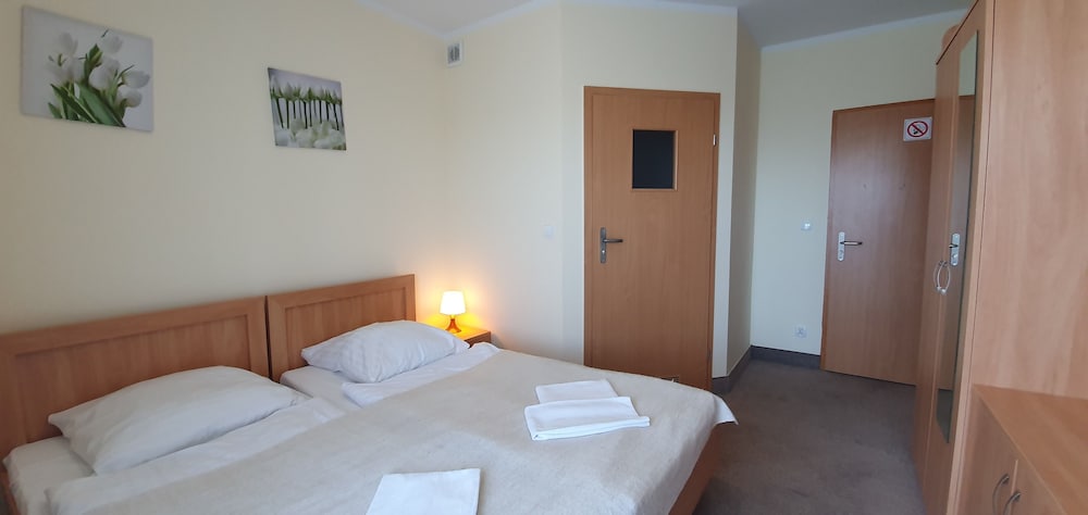 Double or Twin Room photo 2