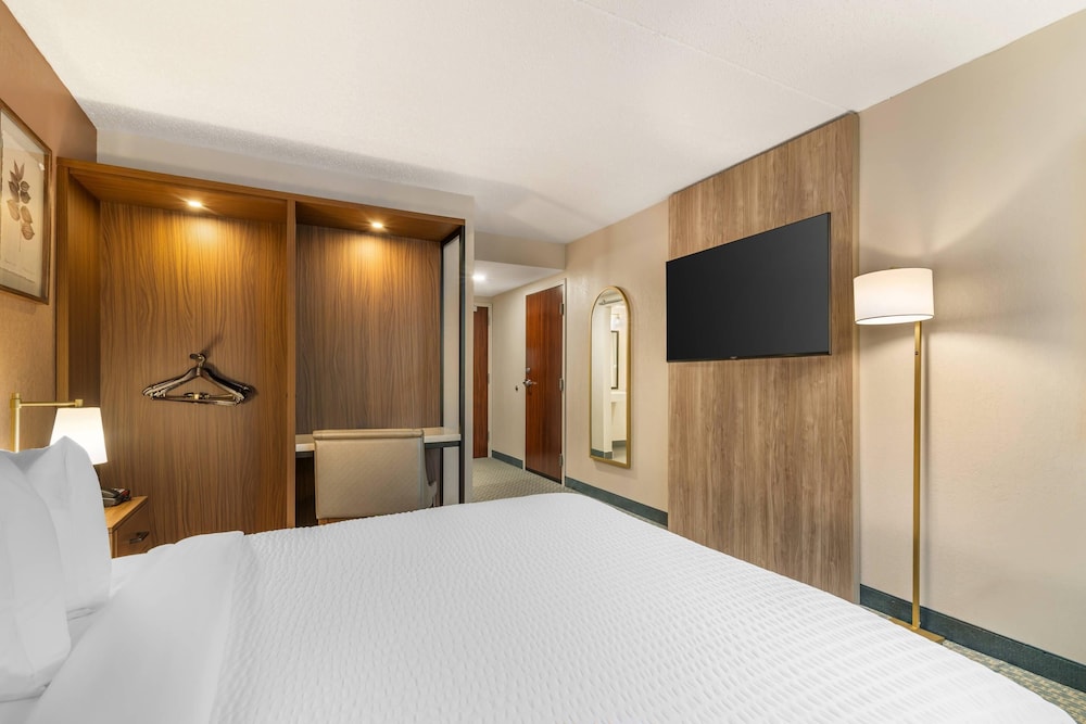 Room, 1 Double Bed, Accessible, Non Smoking - Photo 3