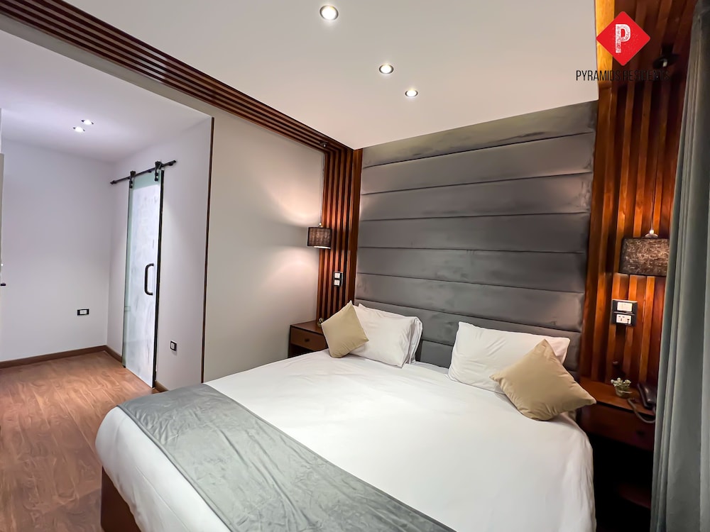 Standard Double Room with Garden View
