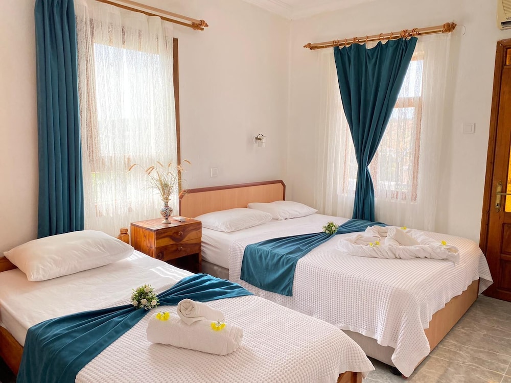 Panoramic Triple Room photo 1