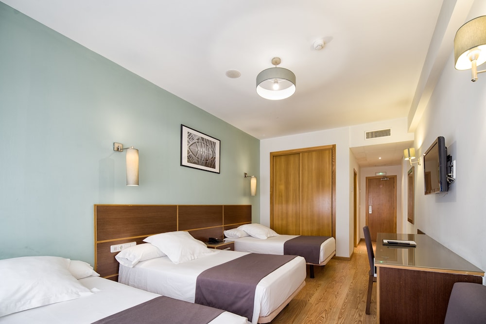Triple Room photo 2
