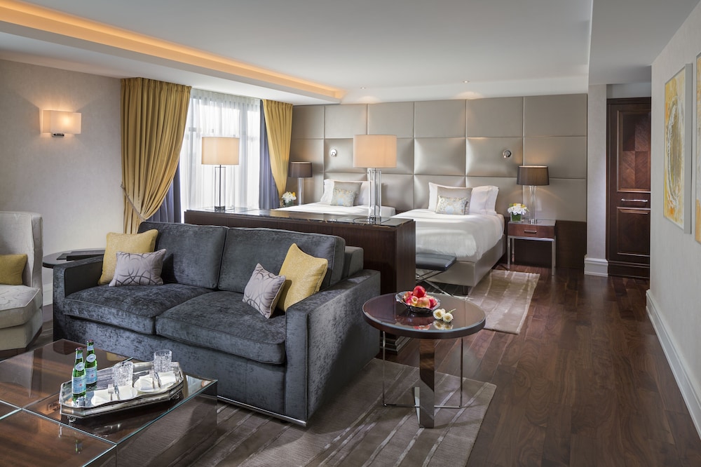 Grand Room (Grand Deluxe)