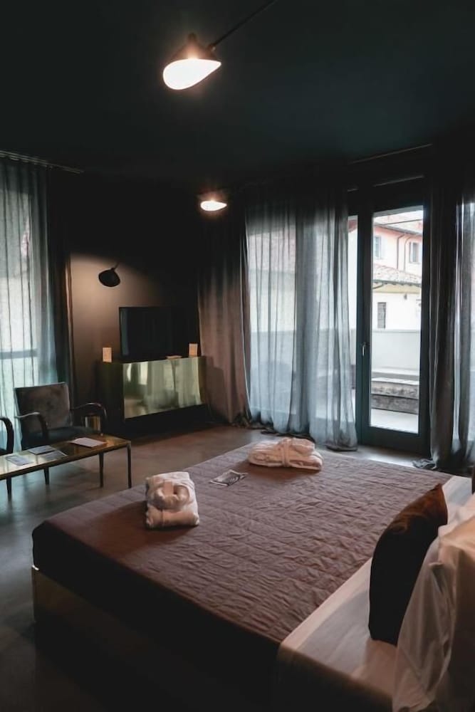 Luxury Double Room, City View