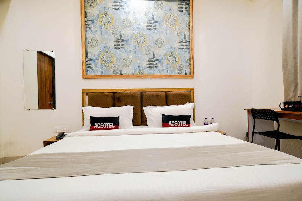 Deluxe Room - Photo 5