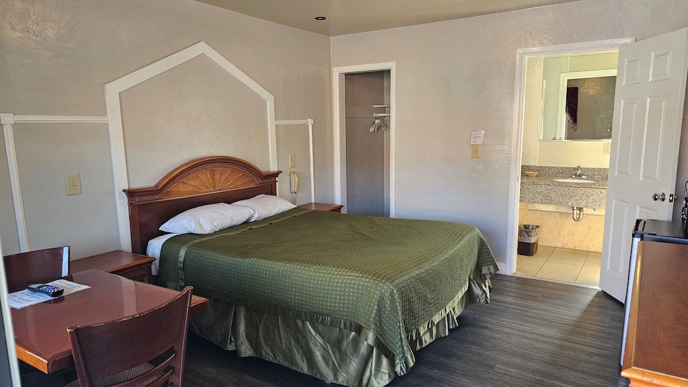 Basic Single Room photo 1