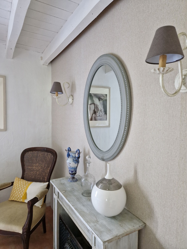 Double Room, Private Bathroom, Garden View photo 2