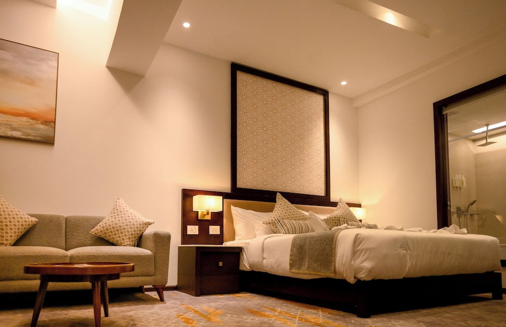 Superior Double Room, City View - Photo 1