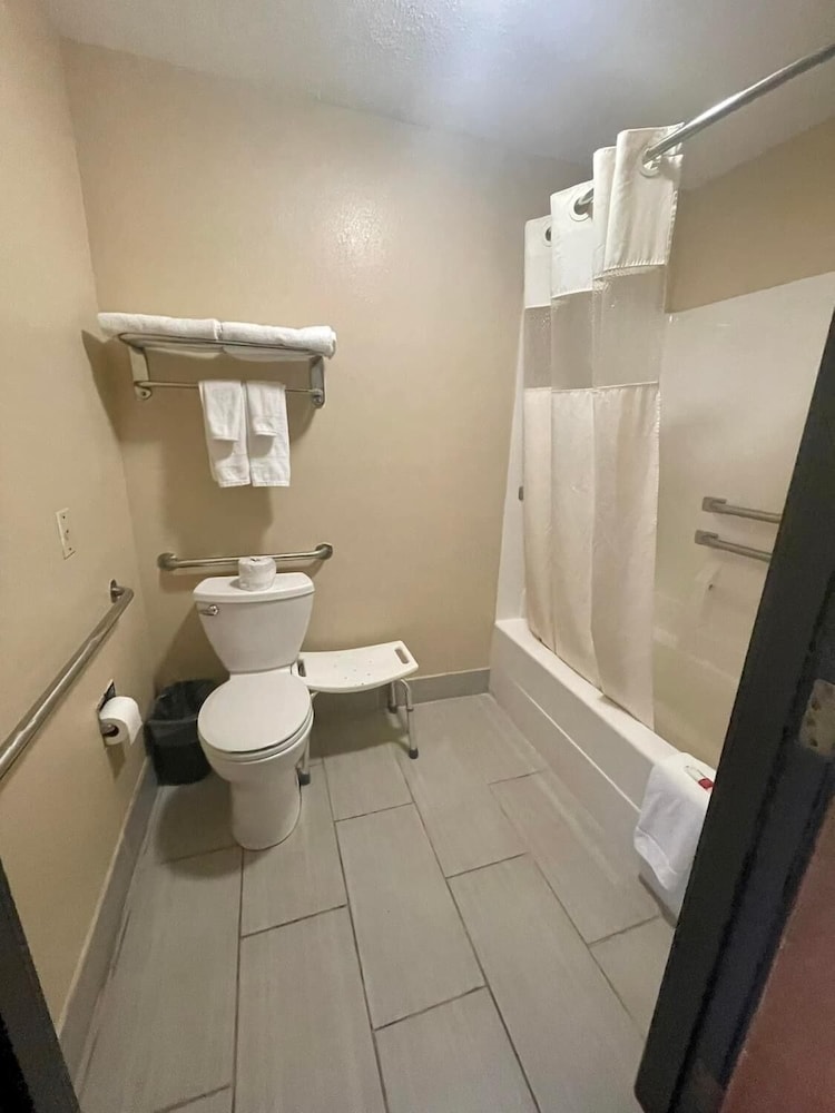 Room, Accessible - Photo 2