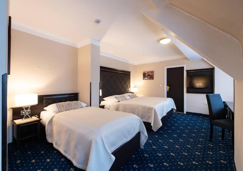 Deluxe double room with 1 extra - Photo 7