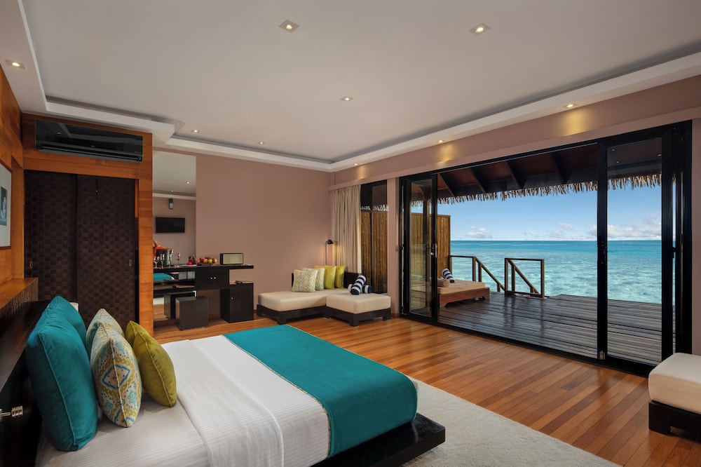 Sunrise Water Villa with Private Pool & Jacuzzi - Premium All Inclusive with Free Transfers