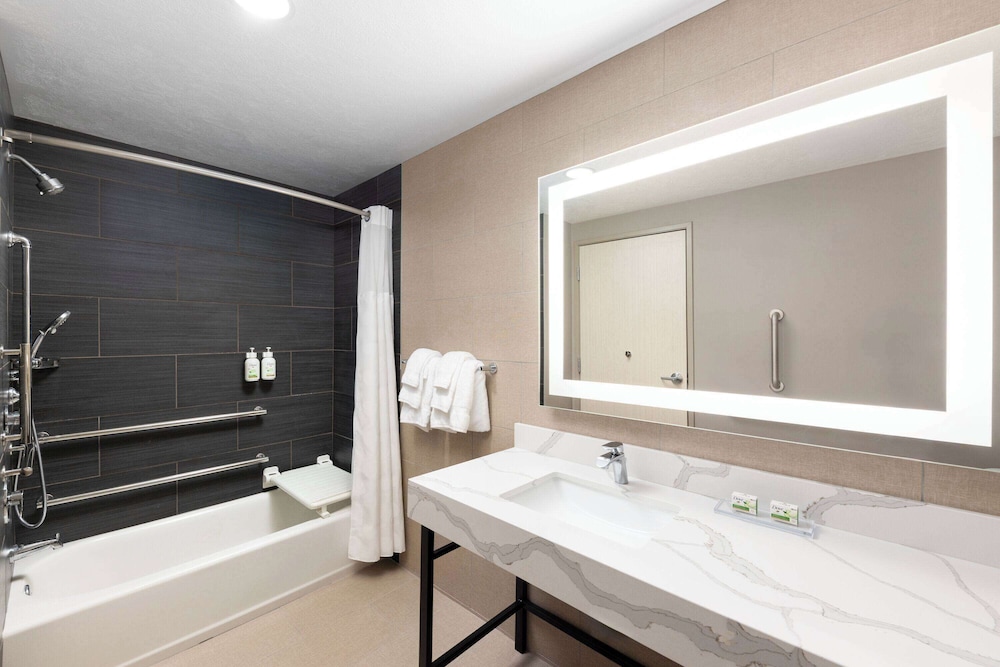 Studio Suite, 2 Queen Beds, Non Smoking - Photo 1