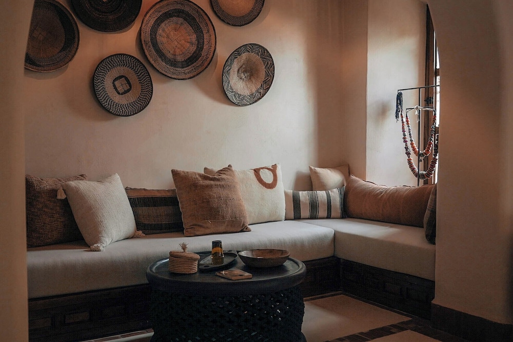 Exclusive Suite, Balcony, Desert View