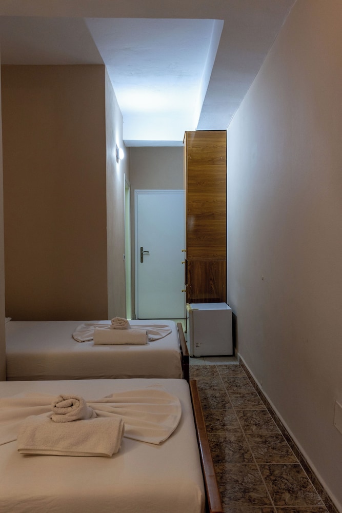 Triple Room, Mountain View photo 3