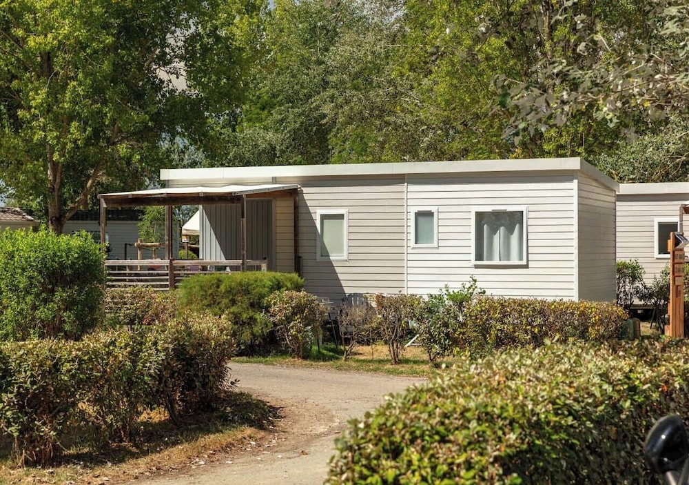 Comfort Mobile Home, Lanai photo 1