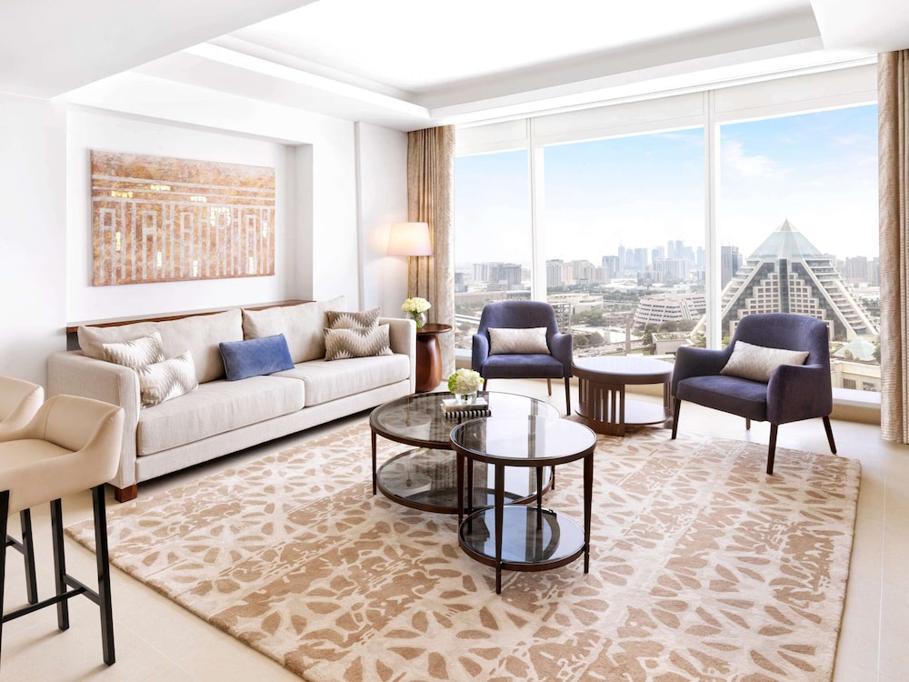 Apartment, 1 Bedroom, 1 King Bedroom, Living Room