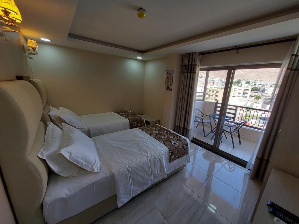 Twin Room, Mountain View - Photo 10