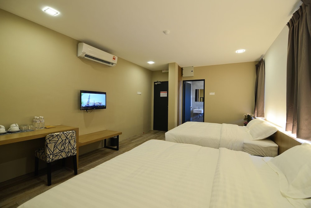 Deluxe Twin Room, 1 Bedroom photo 2