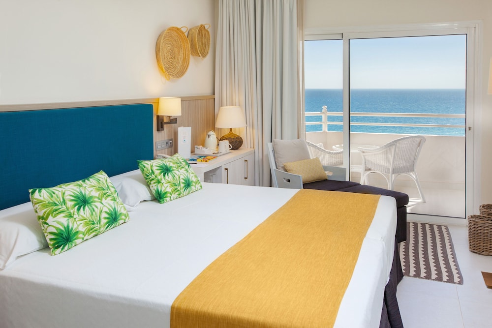 Deluxe Double Room, Balcony, Sea View - Photo 3