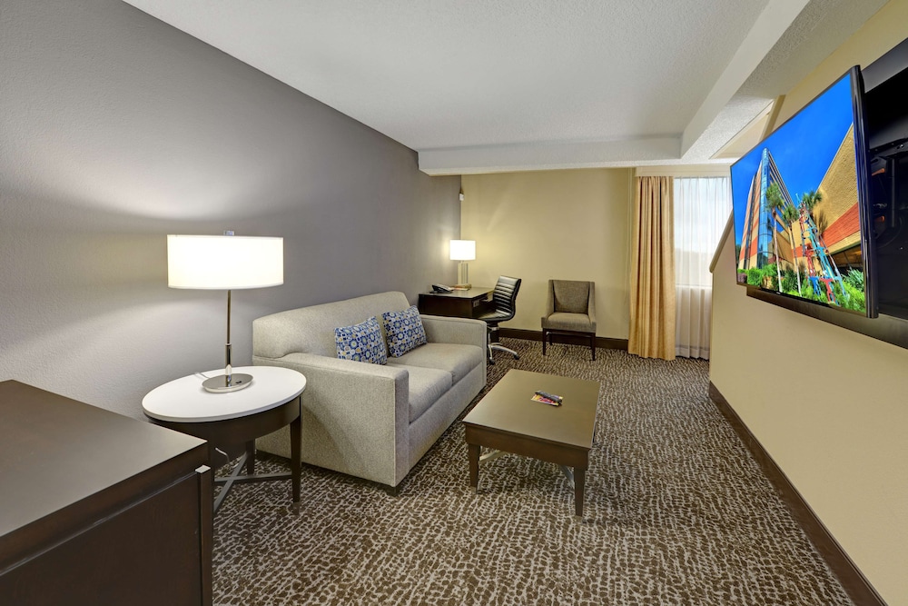 Room, 1 King Bed (Townhouse)