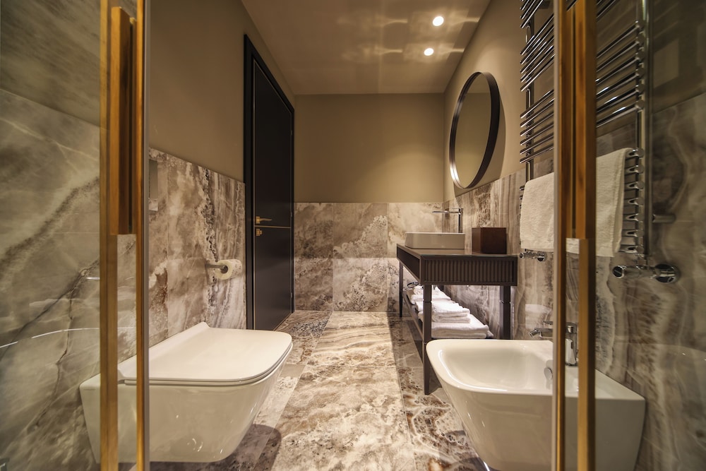 Deluxe Triple Room photo 2