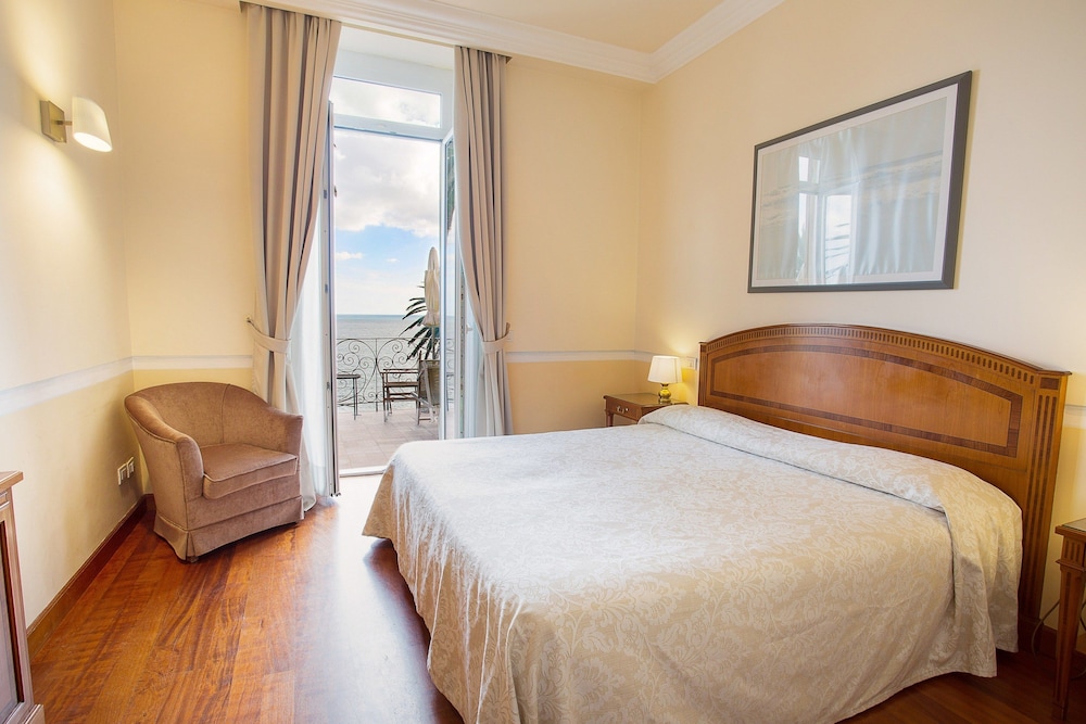Panoramic Double Room, Sea View photo 2