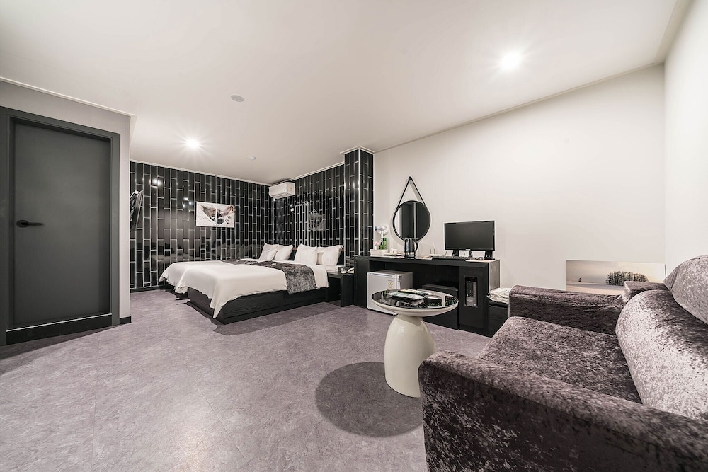 Deluxe Twin Room photo 1