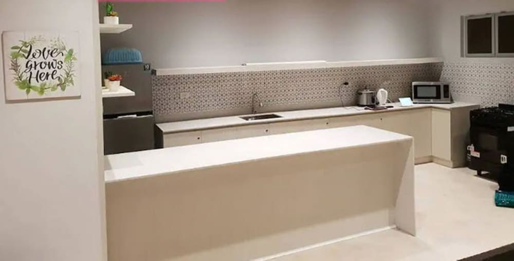 Villa C photo 2