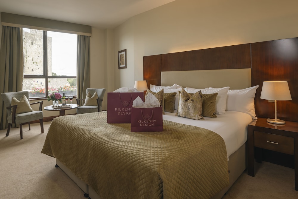 Deluxe Double Room Single Use, 1 Double Bed