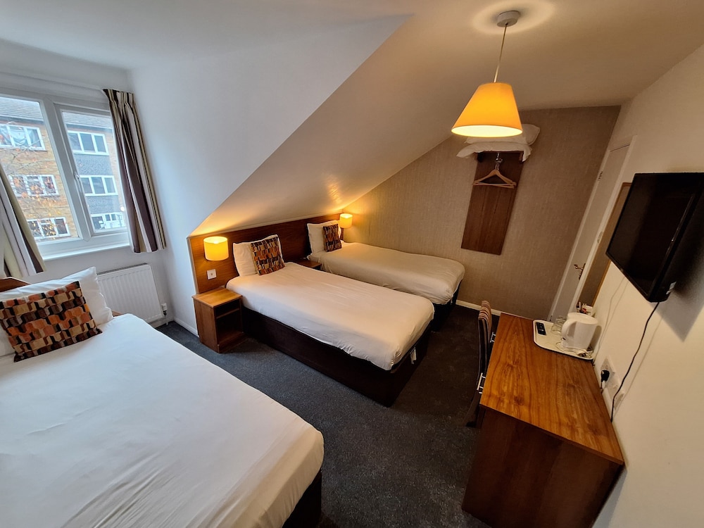 Triple Room, Ensuite (3 Adults) photo 1