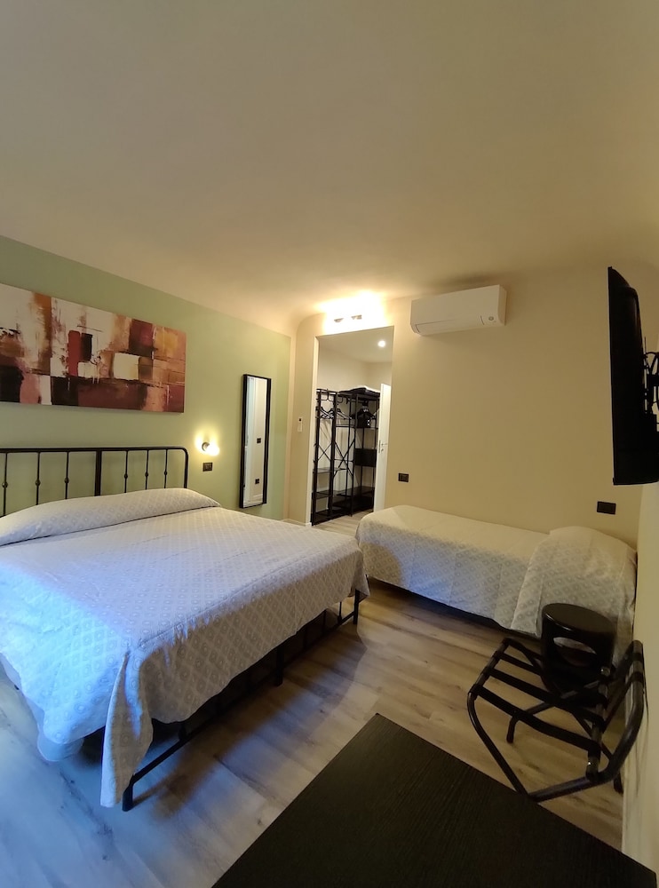 Standard Triple Room, Annex Building