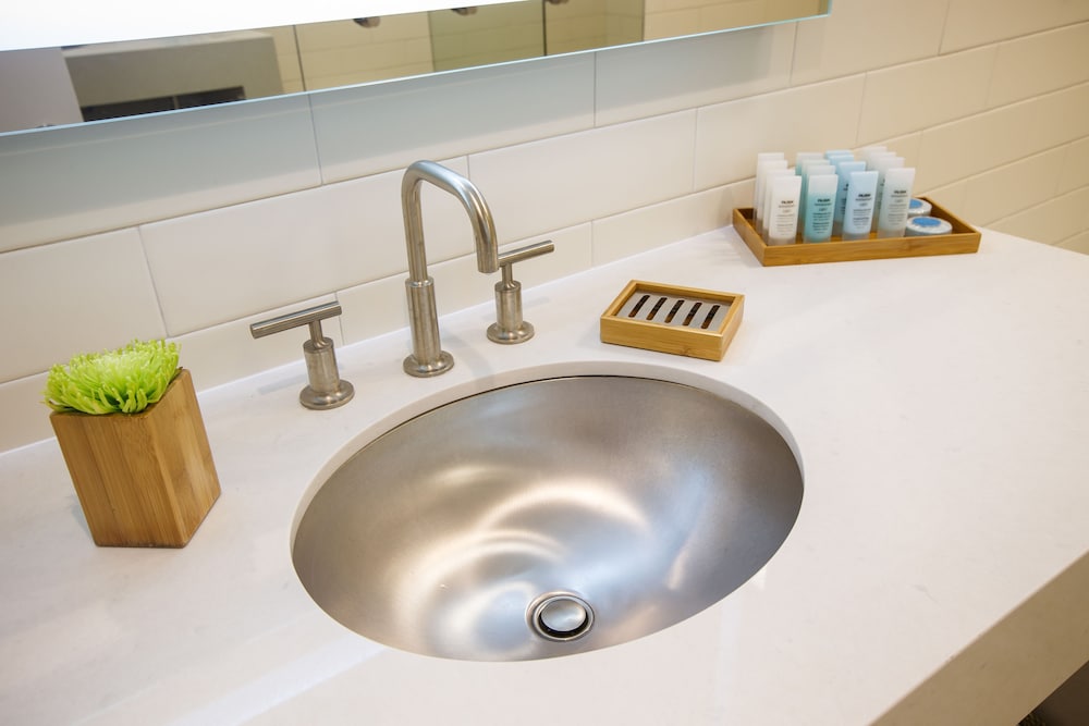 Junior Suite, Partial Ocean View